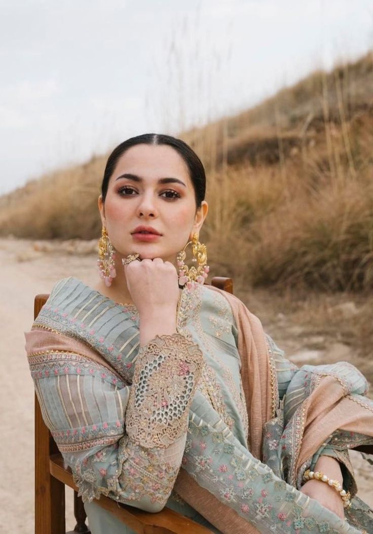 Hania Aamir ethnic collection.